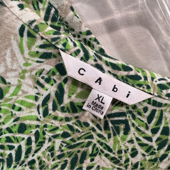 Cabi leaf print faux wrap dress ❤️ - Picture 3 of 8